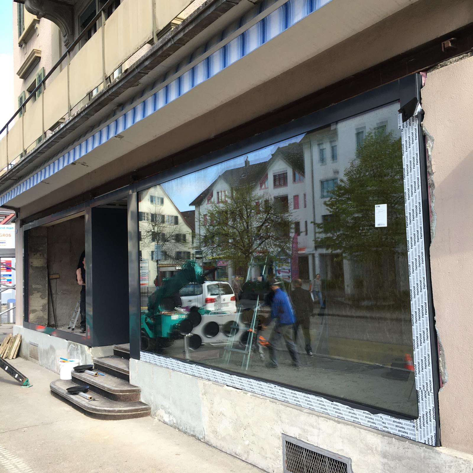 Fassadenplanung — Detailkonstruktion einer modernen Gebäudefassade